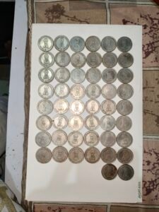 ₹5rs coin jain Dharm, 2001 noida and bombey mint ,(pcs50 )