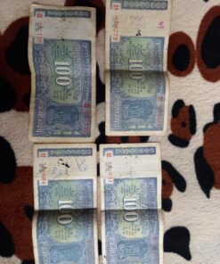 Old 100 Rs notes signed by Gov IG Patel